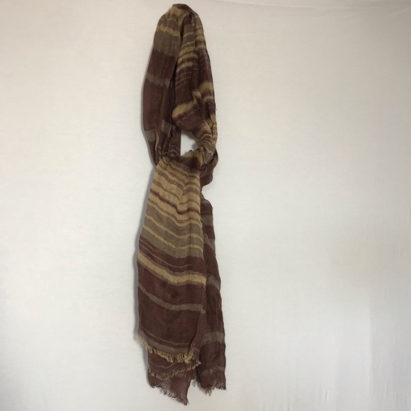 WOT Lightweight Scarf - Picture 9 of 10